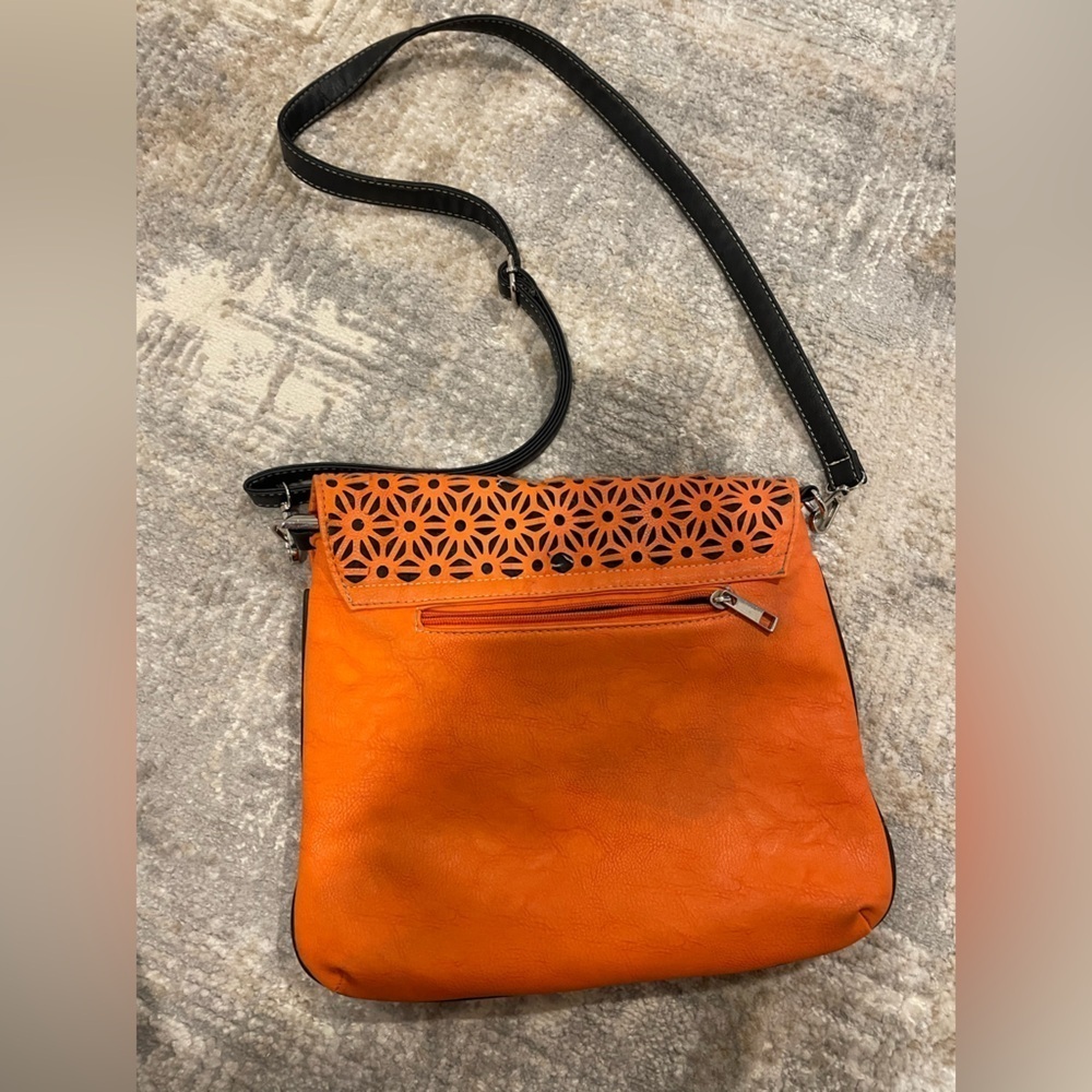Victoria Leland Designs Orange Cut Out Crossbody Purse 👛 Summer Color Pop! - Picture 3 of 12
